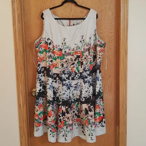 Julian Taylor Dresses | Blue And Orange Floral Julian Taylor Dress | Color: Blue/Orange | Size: 24w | Fatgirlshopping's Closet Julian Taylor Dresses | Blue And Orange Floral Julian Taylor Dress | Color: Blue/Orange | Size: 24w | Fatgirlshopping's Closet